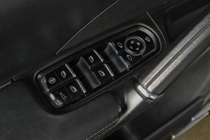 Porsche Cayenne II (958) с пробегом 2012 года, цена 2 069 000 рублей, 169000 км, внедорожник, Автокод Объявления
