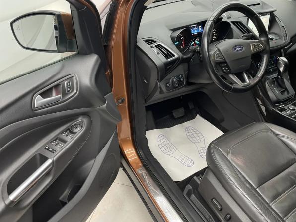 Ford Kuga II Рестайлинг с пробегом 2016 года, цена 1 840 000 рублей, 86455 км, внедорожник, Автокод Объявления