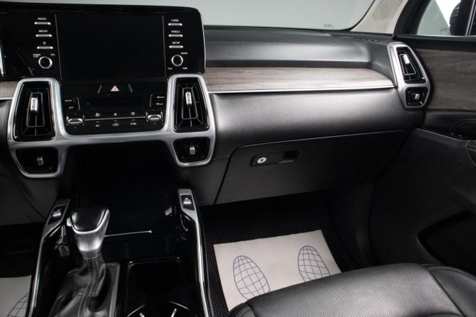 Kia Sorento IV с пробегом 2020 года, цена 3 399 000 рублей, 105600 км, внедорожник, Автокод Объявления