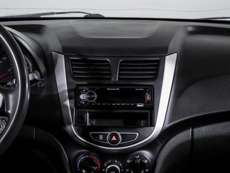 Hyundai Solaris I Москва  - изображение 13