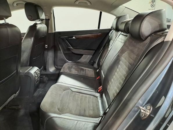 Volkswagen Passat B7 с пробегом 2011 года, цена 899 000 рублей, 204000 км, седан, Автокод Объявления