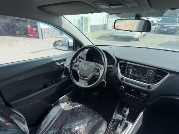 Hyundai Solaris I Рестайлинг с пробегом 2017 года, цена 1 248 000 рублей, 148500 км, седан, Автокод Объявления