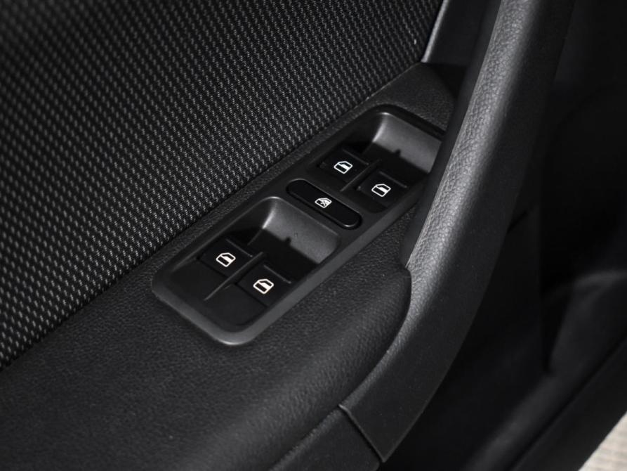Skoda Yeti I Санкт-Петербург  - изображение 11