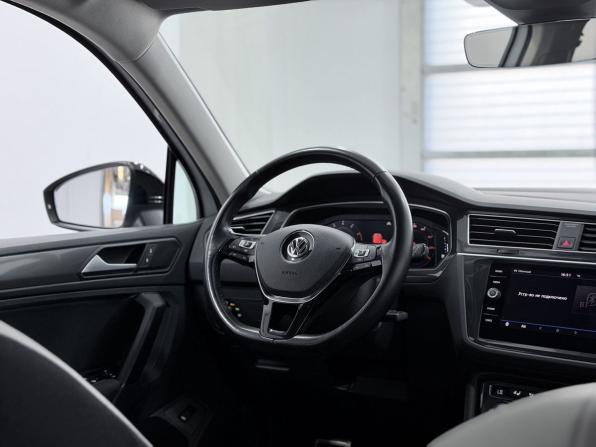 Volkswagen Tiguan II с пробегом 2019 года, цена 2 747 000 рублей, 92120 км, внедорожник, Автокод Объявления