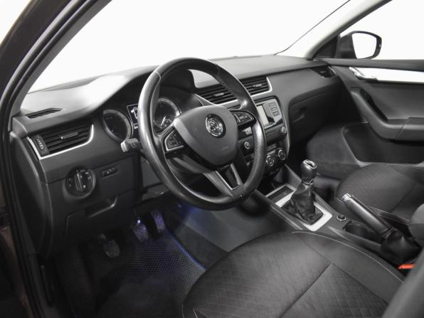 Skoda Octavia III (A7) с пробегом 2016 года, цена 895 000 рублей, 267579 км, лифтбек, Автокод Объявления