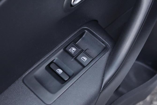 Volkswagen Polo V с пробегом 2012 года, цена 760 000 рублей, 213866 км, седан, Автокод Объявления