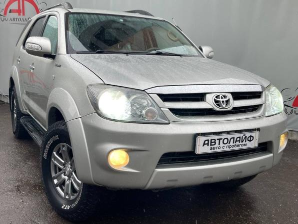 Toyota Fortuner I Рестайлинг с пробегом 2008 года, цена 1 779 000 рублей, 181075 км, внедорожник, Автокод Объявления