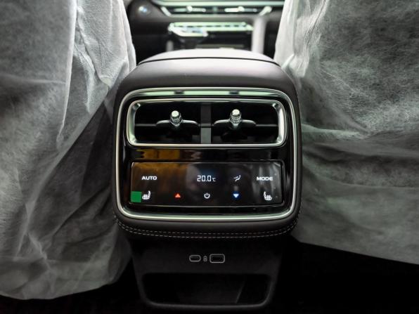 Geely Monjaro I Рестайлинг 2 с пробегом 2026 года, цена 4 230 000 рублей, 34 км, внедорожник, Автокод Объявления