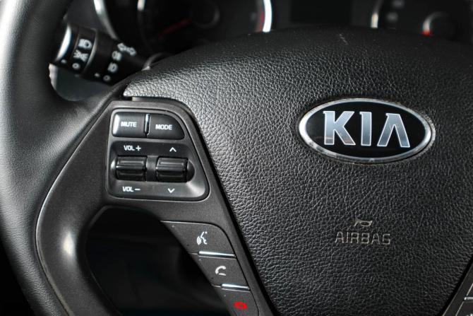 Kia Cerato III с пробегом 2013 года, цена 1 359 000 рублей, 245000 км, седан, Автокод Объявления