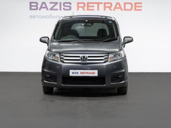 Honda Freed I с пробегом 2010 года, цена 864 000 рублей, 208480 км, компактвэн, Автокод Объявления