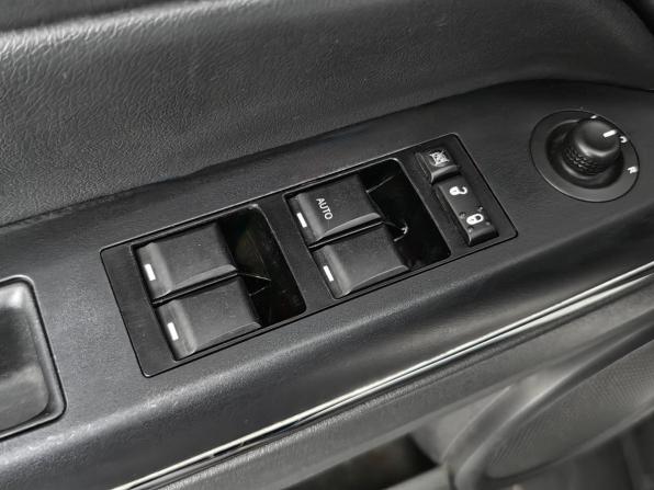 Jeep Compass I Рестайлинг с пробегом 2012 года, цена 848 000 рублей, 209022 км, внедорожник, Автокод Объявления