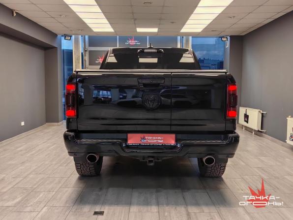 Ram 1500 V с пробегом 2023 года, цена 8 800 000 рублей, 30300 км, пикап, Автокод Объявления