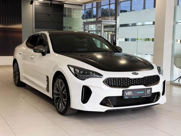 Kia Stinger I с пробегом 2019 года, цена 2 597 000 рублей, 112744 км, лифтбек, Автокод Объявления