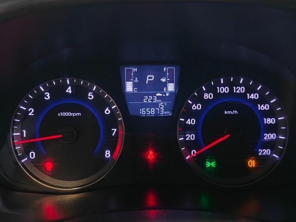 Hyundai Solaris I Рестайлинг с пробегом 2015 года, цена 999 000 рублей, 165873 км, седан, Автокод Объявления