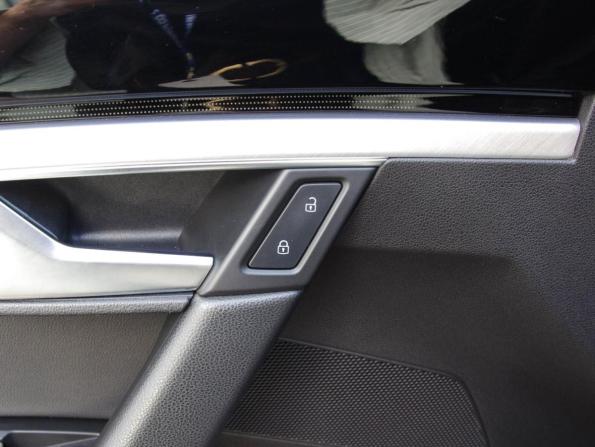 Volkswagen Touareg III с пробегом 2019 года, цена 3 949 000 рублей, 176991 км, внедорожник, Автокод Объявления