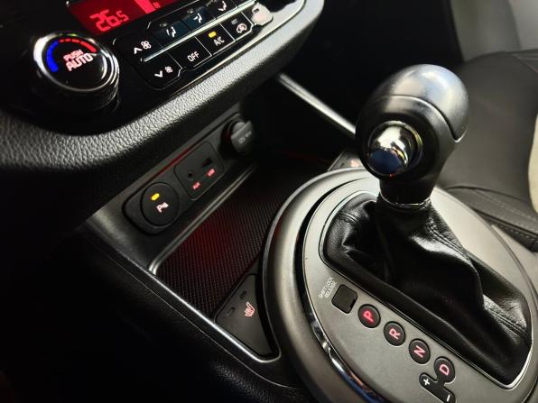 Kia Sportage III с пробегом 2014 года, цена 1 390 000 рублей, 210874 км, внедорожник, Автокод Объявления