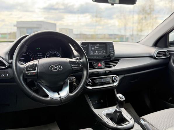 Hyundai i30 III с пробегом 2017 года, цена 1 150 000 рублей, 141056 км, универсал, Автокод Объявления