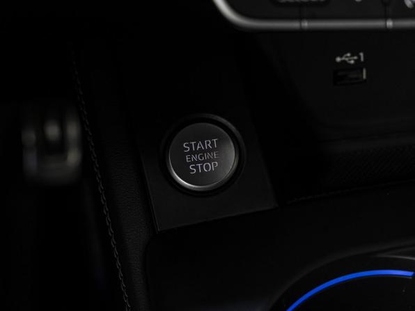 Audi A4 V (B9) с пробегом 2019 года, цена 3 499 000 рублей, 164132 км, универсал, Автокод Объявления