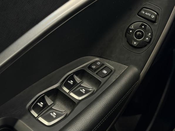 Hyundai Santa Fe III Рестайлинг с пробегом 2015 года, цена 2 050 000 рублей, 122000 км, внедорожник, Автокод Объявления