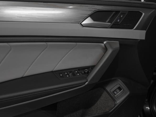 Volkswagen Tayron I Рестайлинг с пробегом 2024 года, цена 4 400 000 рублей, 15 км, внедорожник, Автокод Объявления