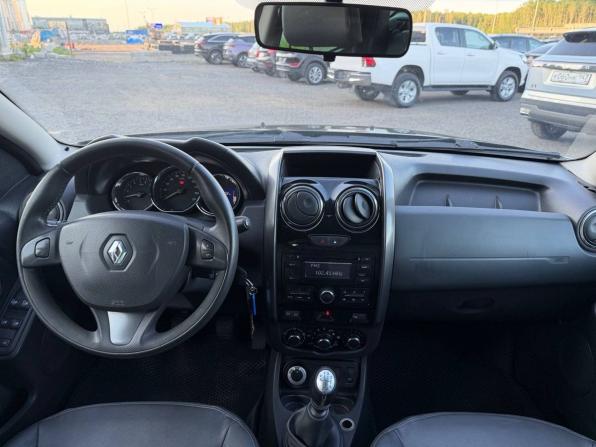 Renault Duster I Рестайлинг с пробегом 2015 года, цена 1 020 000 рублей, 176727 км, внедорожник, Автокод Объявления
