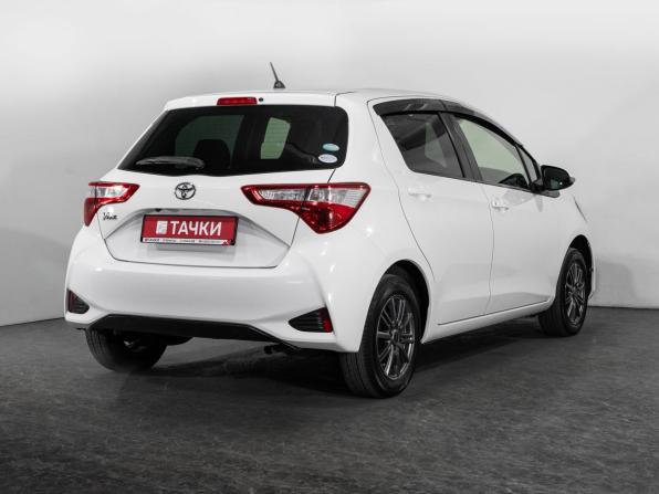 Toyota Vitz III (XP130) Рестайлинг 2 с пробегом 2017 года, цена 829 500 рублей, 142377 км, хэтчбек, Автокод Объявления