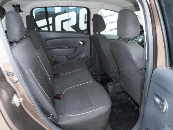 Renault Sandero II Рестайлинг с пробегом 2018 года, цена 1 349 000 рублей, 53007 км, хэтчбек, Автокод Объявления