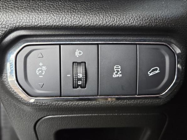 Haval Jolion I с пробегом 2023 года, цена 1 648 000 рублей, 109393 км, внедорожник, Автокод Объявления