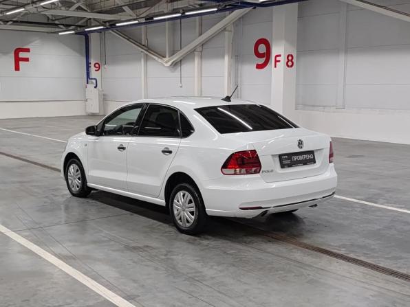 Volkswagen Polo V Рестайлинг с пробегом 2017 года, цена 680 000 рублей, 241003 км, седан, Автокод Объявления