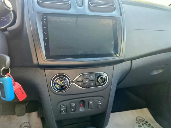 Renault Sandero II с пробегом 2015 года, цена 769 995 рублей, 152002 км, хэтчбек, Автокод Объявления