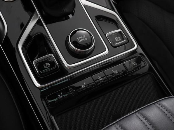 Hongqi HS5 I с пробегом 2023 года, цена 2 540 000 рублей, 24650 км, внедорожник, Автокод Объявления
