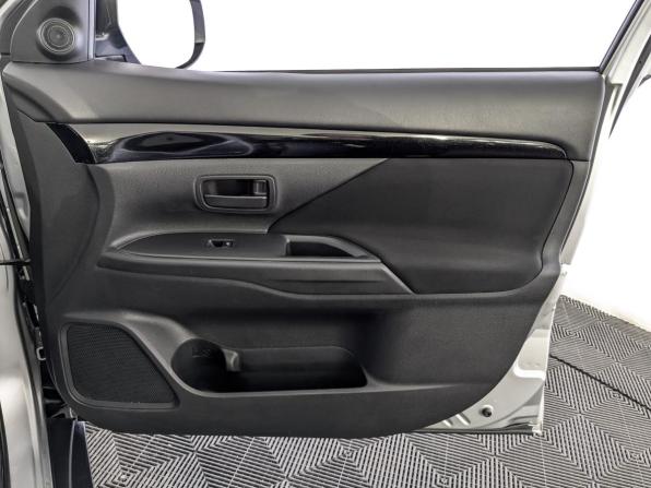 Mitsubishi Outlander III Рестайлинг 3 с пробегом 2019 года, цена 1 990 000 рублей, 90929 км, внедорожник, Автокод Объявления