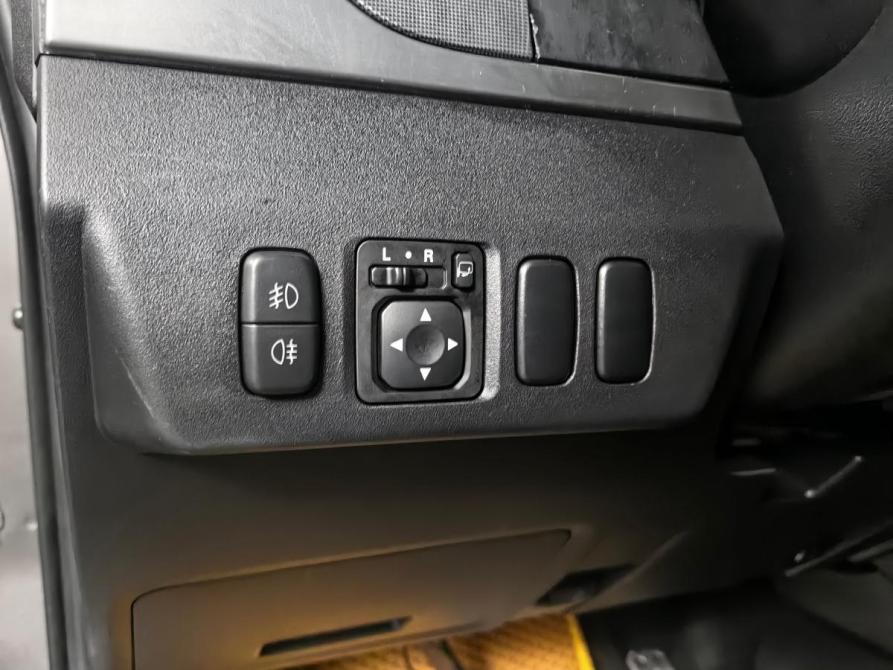 Mitsubishi Pajero IV Рестайлинг 1 Москва  - изображение 21