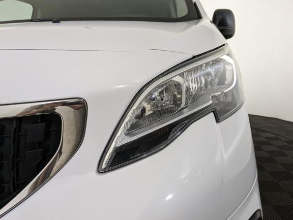 Peugeot Traveller I с пробегом 2019 года, цена 2 500 000 рублей, 150484 км, минивэн, Автокод Объявления