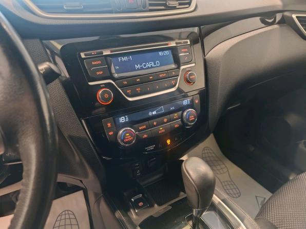 Nissan Qashqai II с пробегом 2018 года, цена 1 665 000 рублей, 97542 км, внедорожник, Автокод Объявления