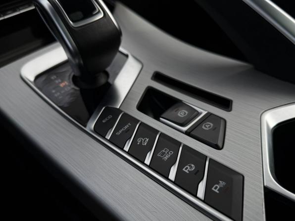 Geely Coolray I Рестайлинг с пробегом 2022 года, цена 1 729 000 рублей, 37713 км, внедорожник, Автокод Объявления