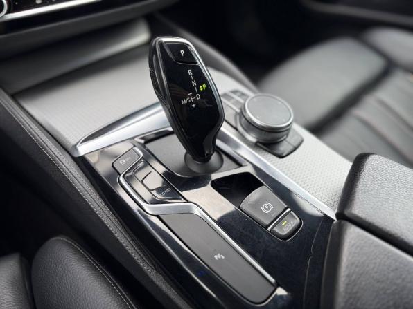 BMW 5 серии VII (G30/G31/G38) с пробегом 2019 года, цена 3 095 000 рублей, 201494 км, седан, Автокод Объявления