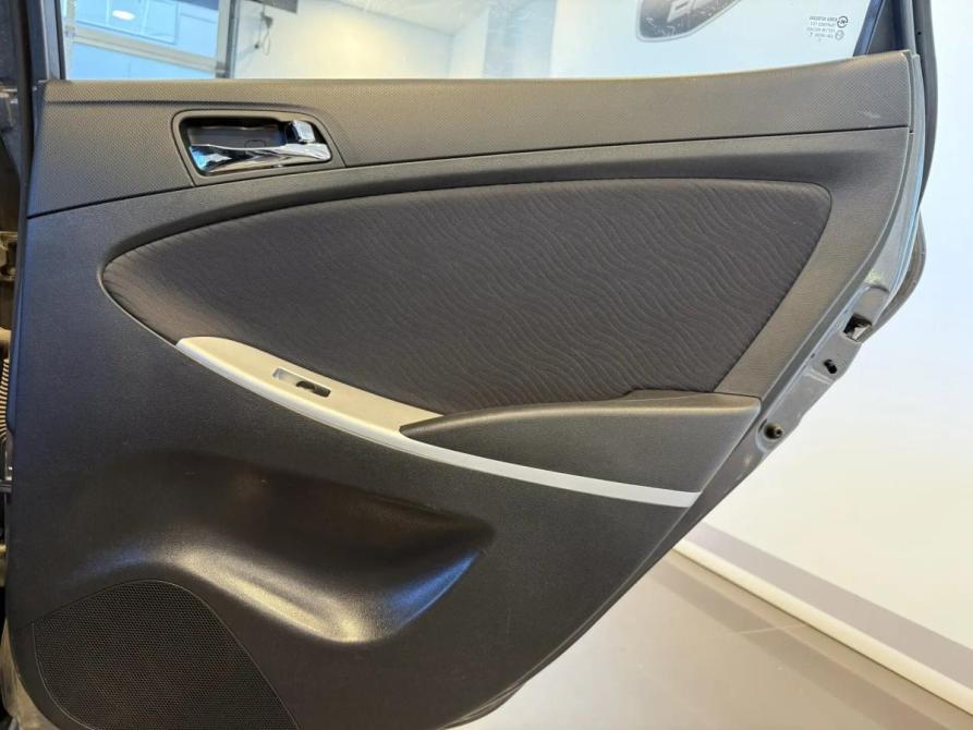 Hyundai Solaris I Подольск  - изображение 15