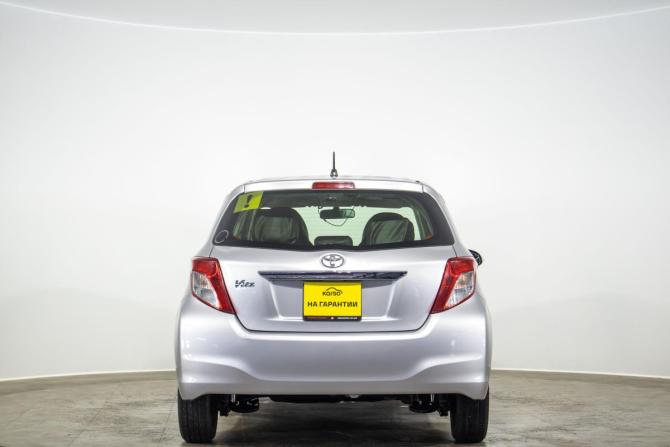 Toyota Vitz III (XP130) с пробегом 2013 года, цена 1 079 000 рублей, 54224 км, хэтчбек, Автокод Объявления