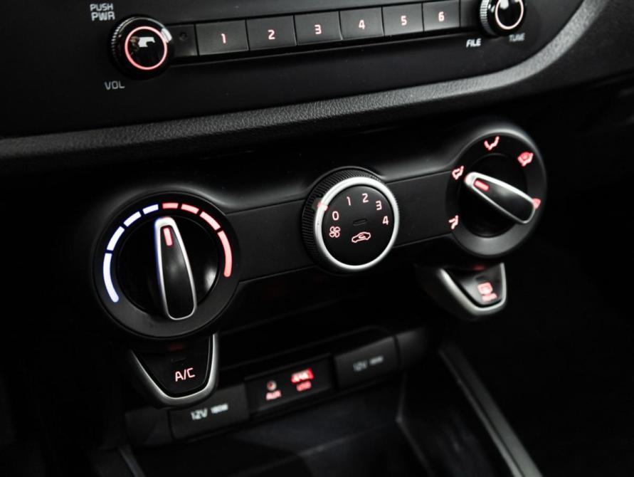 Kia Rio IV Санкт-Петербург  - изображение 15
