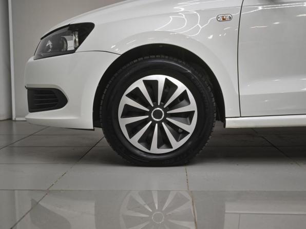 Volkswagen Polo V с пробегом 2015 года, цена 691 850 рублей, 198000 км, седан, Автокод Объявления