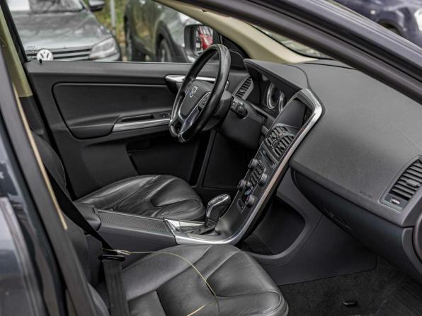 Volvo XC60 I с пробегом 2012 года, цена 1 220 000 рублей, 262838 км, внедорожник, Автокод Объявления