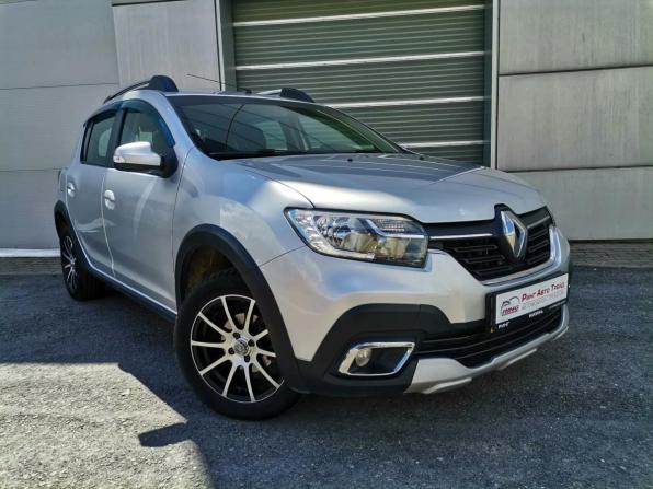 Renault Sandero II Рестайлинг с пробегом 2019 года, цена 1 153 000 рублей, 92000 км, хэтчбек, Автокод Объявления