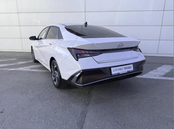 Hyundai Elantra VII (CN7) Рестайлинг с пробегом 2023 года, цена 1 860 000 рублей, 90154 км, седан, Автокод Объявления