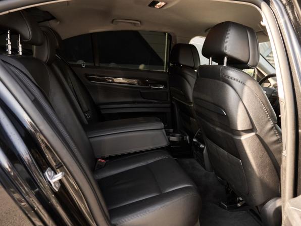 BMW 7 серии V (F01/F02/F04) Рестайлинг с пробегом 2013 года, цена 2 120 000 рублей, 293000 км, седан, Автокод Объявления