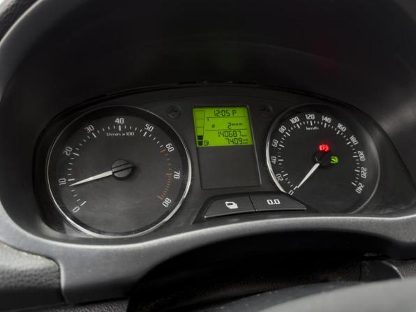Skoda Fabia II Рестайлинг с пробегом 2013 года, цена 820 000 рублей, 140687 км, хэтчбек, Автокод Объявления