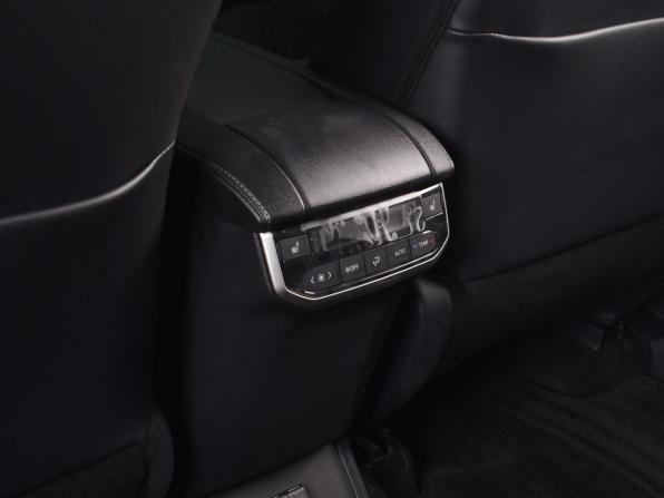 Toyota Highlander IV (XU70) с пробегом 2026 года, цена 5 270 995 рублей, 28 км, внедорожник, Автокод Объявления