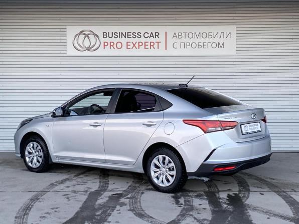 Hyundai Solaris II Рестайлинг с пробегом 2021 года, цена 1 295 000 рублей, 23657 км, седан, Автокод Объявления
