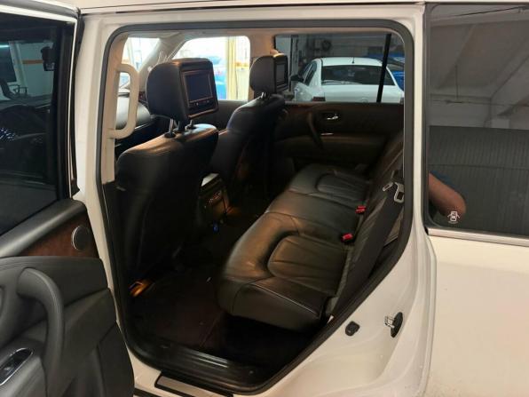 Infiniti QX56 II с пробегом 2011 года, цена 1 929 000 рублей, 323602 км, внедорожник, Автокод Объявления
