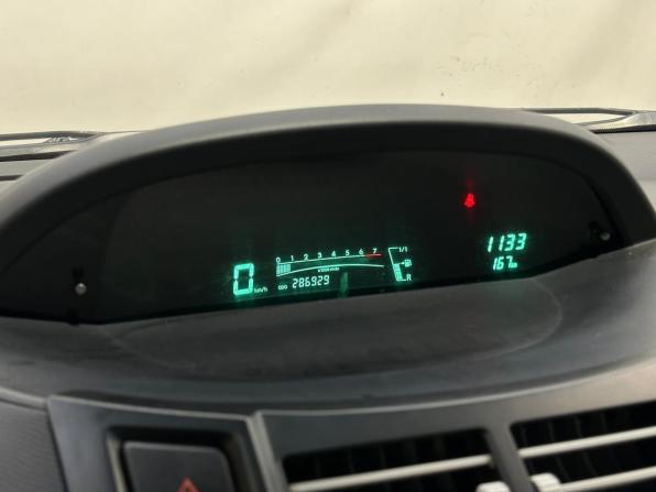 Toyota Yaris II с пробегом 2006 года, цена 380 000 рублей, 286929 км, хэтчбек, Автокод Объявления